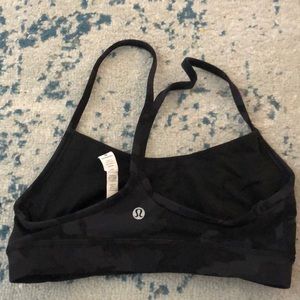 lululemon athletica Intimates & Sleepwear - SoulCycle Lululemon bra size 4 lululemon athletica Intimates & Sleepwear - SoulCycle Lululemon bra size 4